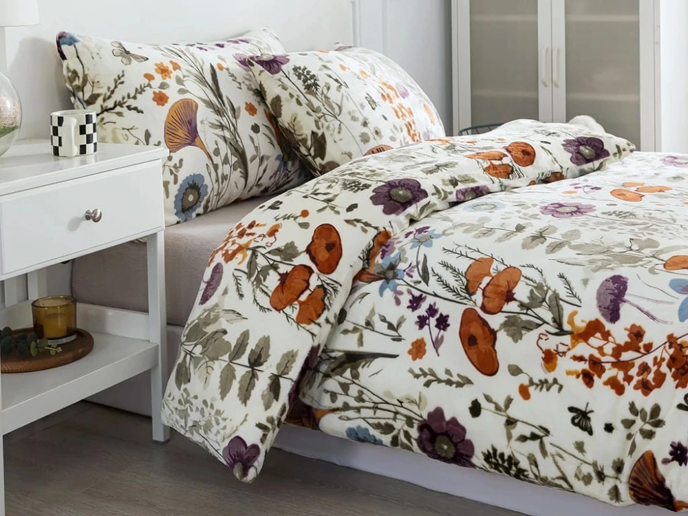  TOTÁLNY MASAKR CEN - Luxusná posteľná súprava mikroplyš s 3D efektom na francúzsku prikrývku 70×90 / 200x220 cm - HELENA Exclusive 